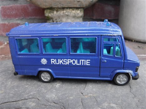 Siku 1921 nl rijkspolitie bus - 0