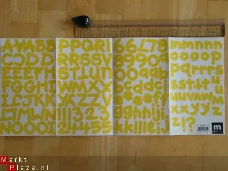 Making memories alphabet stickers yellow - 0