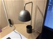 Industriële tafellamp. - 0 - Thumbnail