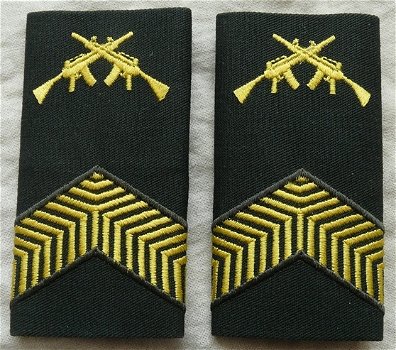 Rang Onderscheiding, Blouse & Trui, Korporaal OLK, Koninklijke Landmacht, vanaf 2000.(Nr.1) - 0