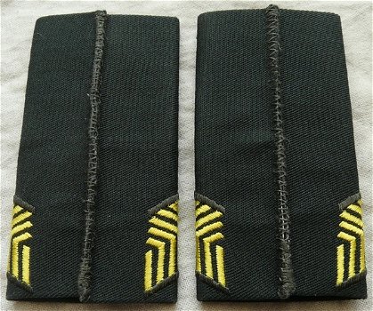 Rang Onderscheiding, Blouse & Trui, Korporaal OLK, Koninklijke Landmacht, vanaf 2000.(Nr.1) - 2