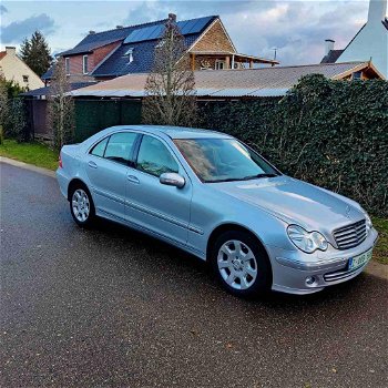 Mercedes C 200 Kompressor Uitstekende staat - 1