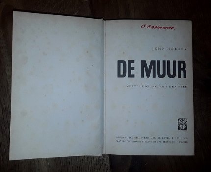 John Hersey - De muur - 1