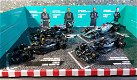 Mercedes F1 Hamilton - Russell 4er verzameldoos 1/43 Bburago - 1 - Thumbnail