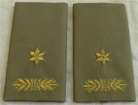 Rang Onderscheiding, Regenjas, Majoor, Koninklijke Landmacht, vanaf 2000.(Nr.1) - 0
