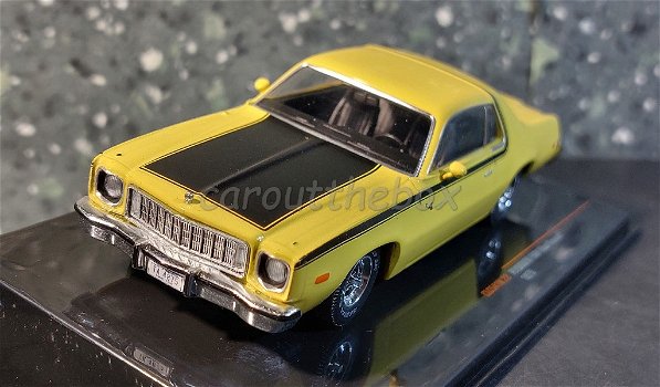 Plymouth Fury road runner 1975 geel 1/43 Ixo V999 - 1