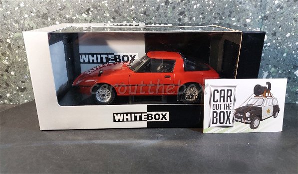 Mazda RX-7 rood 1:24 Whitebox WB095 - 4