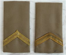 Rang Onderscheiding, Regenjas, Sergeant, Koninklijke Landmacht, jaren'60/'70.(Nr.1)