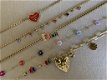 Gouden ketting met gekleurde letter bedel verguld waterproof - 1 - Thumbnail