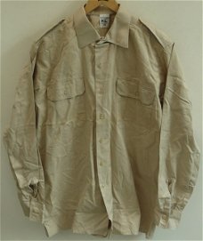 Hemd, Uniform DT63 (Dagelijks Tenue), lange mouw, Koninklijke Landmacht, maat: 15½-39, 1968.(Nr.2)