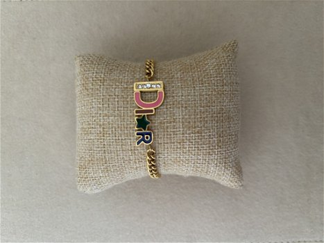 Gouden armband met gekleurde letter bedel waterproof verguld - 0