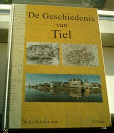 De Geschiedenis van Tiel(Smit, Kers, ISBN 9080376728).