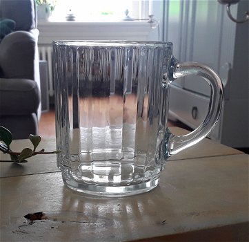 Theeglas met vlakjes voor een mooi effect - 0