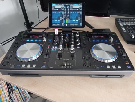 Pioneer XDJ-R1 All In One met IPad Air2 voor 300 euro - 1