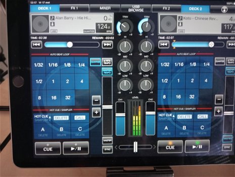 Pioneer XDJ-R1 All In One met IPad Air2 voor 300 euro - 3