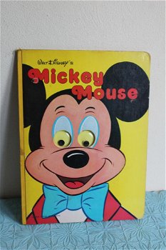 Walt Disney's Mickey Mouse - 0