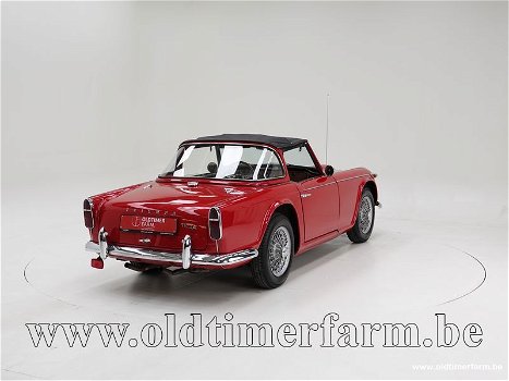 Triumph TR4 '67 CH251L - 7