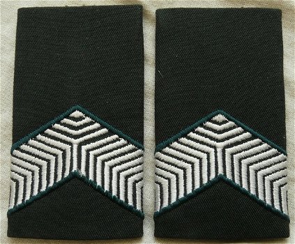 Rang Onderscheiding Blouse & Trui, Korporaal Cavalerie / Militaire Administratie, KL, vanaf 2000.(1) - 1