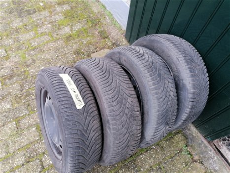 Set winterbanden voor Kia rio 15 inch - 1