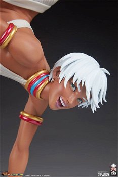 Premium Collectibles Studios Streetfighter Elena statue - 7