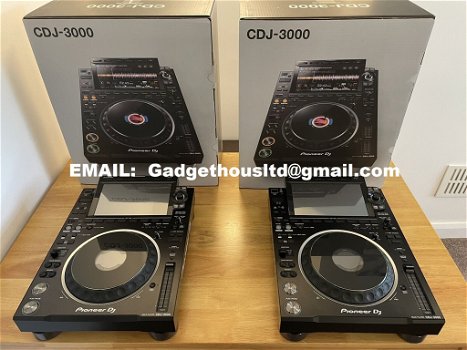 2x Pioneer CDJ-3000 Multi-Player + 1x DJM-V10-LF DJ MixerBeschikbaar voor 4700 EUR - 3