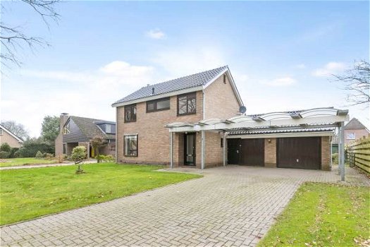 Te koop vrijstaande woning met grote tuin Noord Sleen - 0