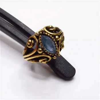 Vintage ring met blauwe steen - 3