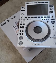Nieuw Pioneer DJ CDJ-3000-W/ Pioneer DJM-A9 DJ-Mixer/ Pioneer DJM-900NXS2 Mixer/Pioneer CDJ-2000NXS2