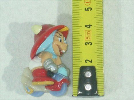 Baby Brandweer - Baby Wroom - S37 - Kinder Surprise - 2005 - 5