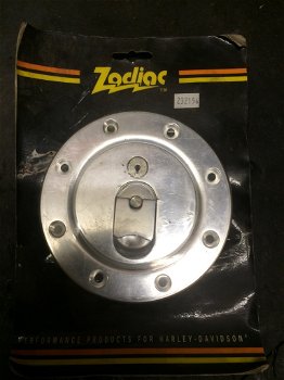 Harley snelvultankdop met sleutel, aluminium, 232154: Quick Action gas cap with lock - 0