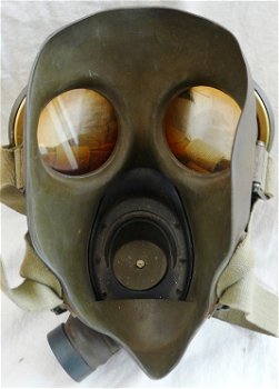 Gasmasker, Vredestein / type: K, 2e Model, Koninklijke Luchtmacht, MvO, met draagtas, 1953.(Nr.1) - 7