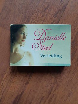 Verleiding (Danielle Steel) dwarsligger nr 82 - 0