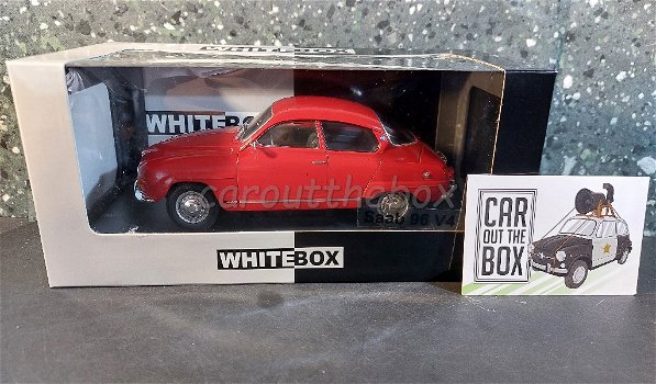 Saab96 V4 rood 1:24 Whitebox WB096 - 4