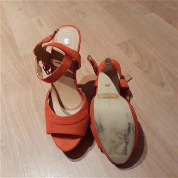 Mooie sandalen van atmosphere in maat 38 gratis - 2