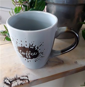 Stoere mok / beker - grijs met metallic tinten - coffee (nieuw) - 2