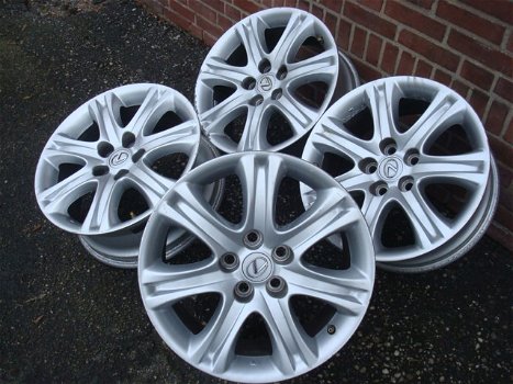 18'' inch Originele Toyota Velgen Steek 5x120 - 5