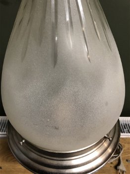 Prachtige Grote Art-Deco Lamp met geslepen glazen kap. - 3