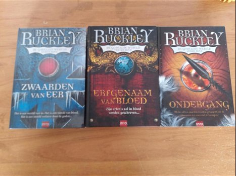 Ruckley, Brian: De godeloze wereld trilogie HC - 0