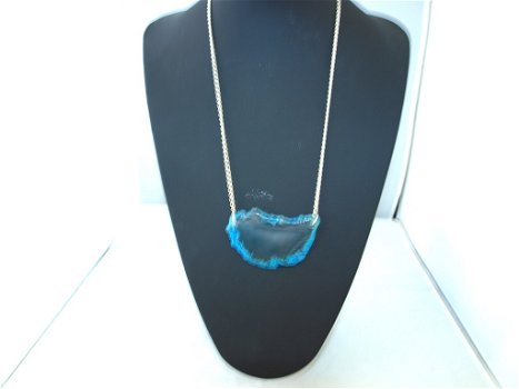 zilverkleurige ketting met blauwe agaat geode schijf, - 0