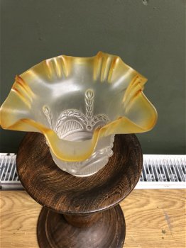 Antiek glazenkapje met gouden schulprandje - 3