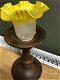 Antiek glazenkapje met fel geel schulprandje - 3 - Thumbnail