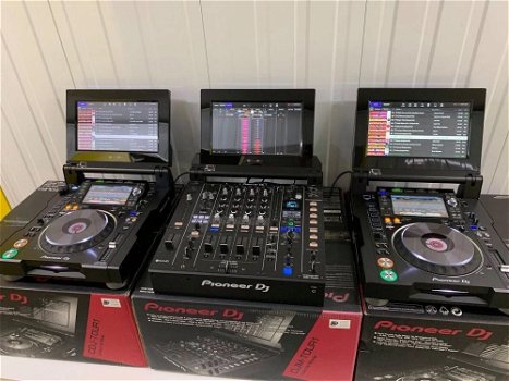 Te koop Pioneer DJ 2x Pioneer Cdj-2000Nxs2W+1x Djm-900Nxs2W/2x Pioneer cdj-tour1+1xPioneer djm-tour1 - 3