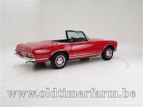 Mercedes-Benz 230 SL '66 CH5484 - 1