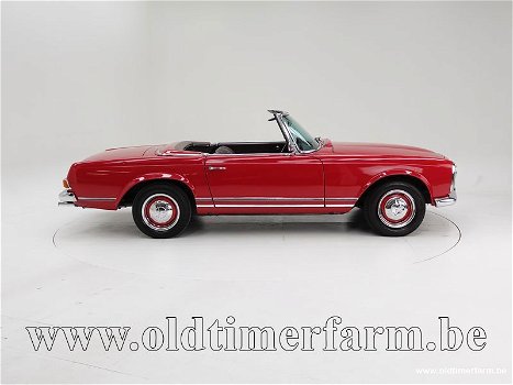 Mercedes-Benz 230 SL '66 CH5484 - 2