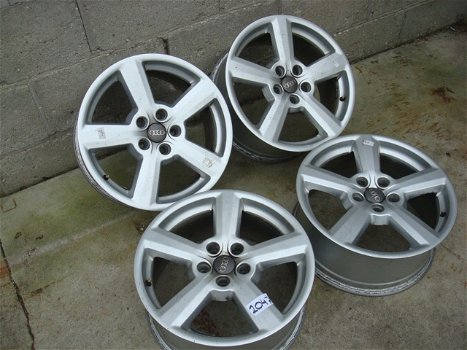 17'' inch RS6 Velgen Steek 5x112 - 7