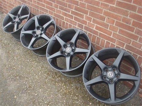 19''Inch Origineel Opel insignia Zwaart Zonder Banden 5x120 - 1