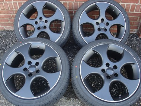 18'' Inch GTI Black Velgen en Banden Steek 5x112 - 5