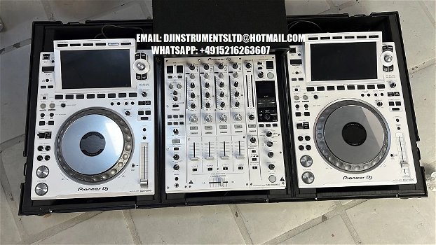 Nieuw Pioneer DJ Pioneer CDJ-3000-w (2) +1x DJM-900NXS2-W, Pioneer DJM-A9 DJ-Mixer, Pioneer DDJ-REV7 - 3