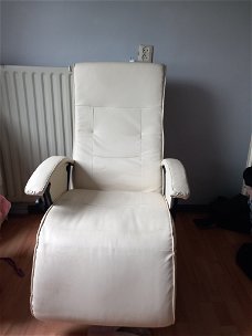 Crème kleurige relax fauteuil