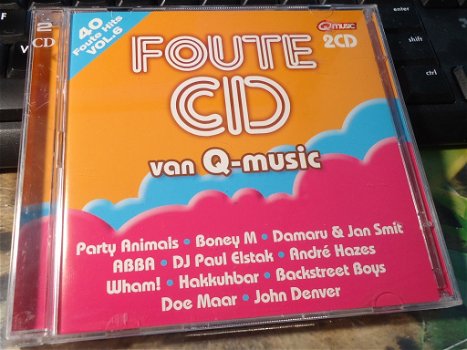 Te koop de originele dubbel-CD Foute CD Van Q-Music Volume 6 - 5